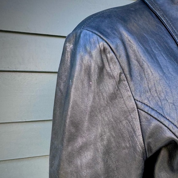 Vintage New York CLASSICS black leather jacket
size: Small - Picture 14 of 16